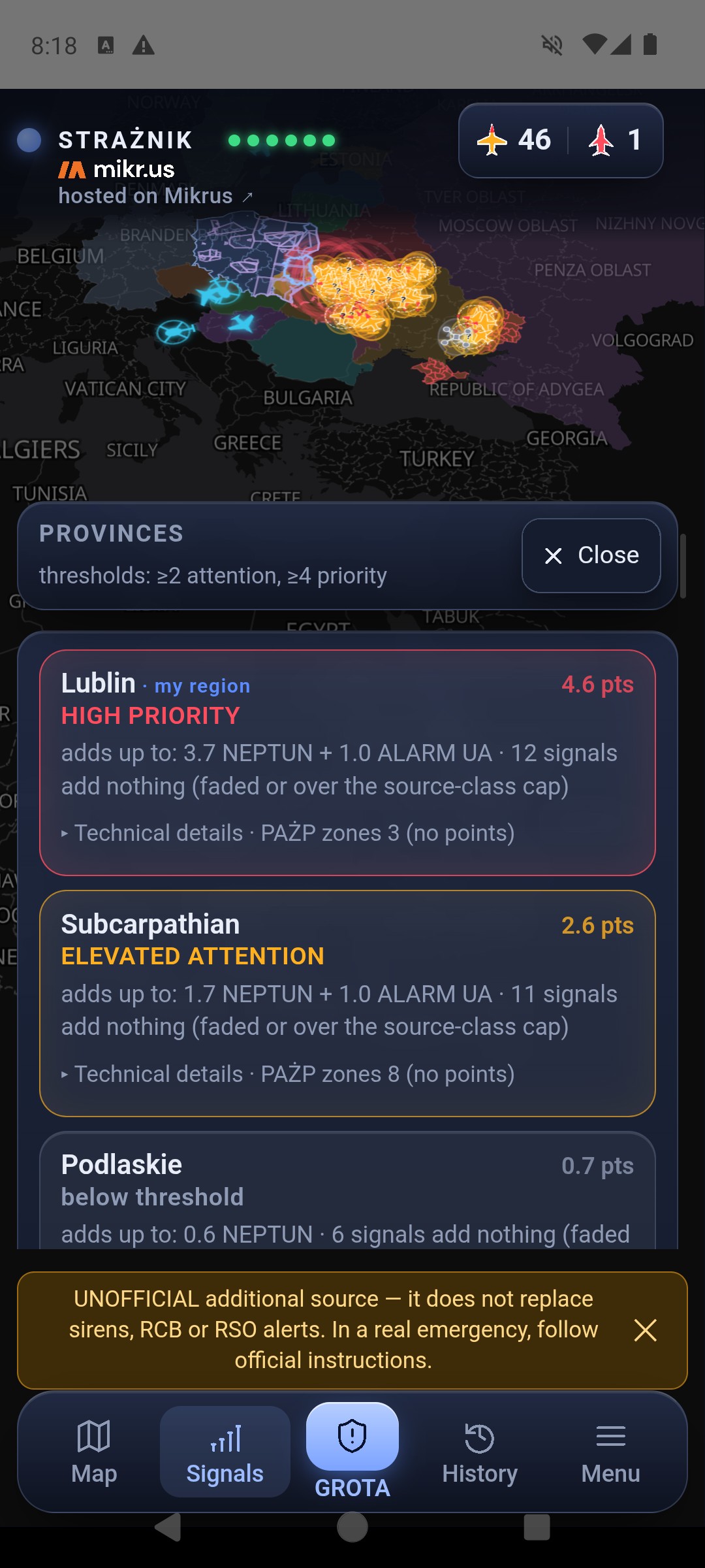 Live signals panel during the drone attack of 19.10.2026: the Lublin — my region card at HIGH PRIORITY 4.6 pts, adding up to 3.7 NEPTUN and 1.0 ALARM UA, the Subcarpathian card at ELEVATED ATTENTION 2.6 pts from 1.7 NEPTUN and 1.0 ALARM UA, Podlaskie 0.7 pts below — no points passed on from neighbours